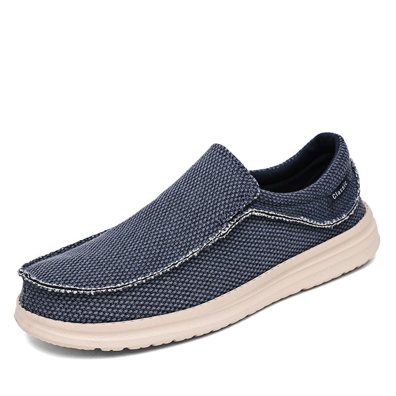 Casual shoes men's flat covered canvas shoes super light plus size slip-on shoes_vogvips.com