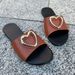 European Collection 2026 Summer New Fashion Heart-Shaped Hollow Rhinestone Soft Sole Comfortable Stylish Open-Toe_vogvips.com