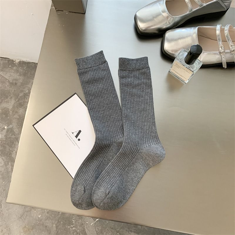 2025 Spring And Autumn New Women's Socks Mid Tube Stacked Socks Women's Japanese Ankora Red Socks Pull Ons All Match Socks Wholesale_vogvips.com