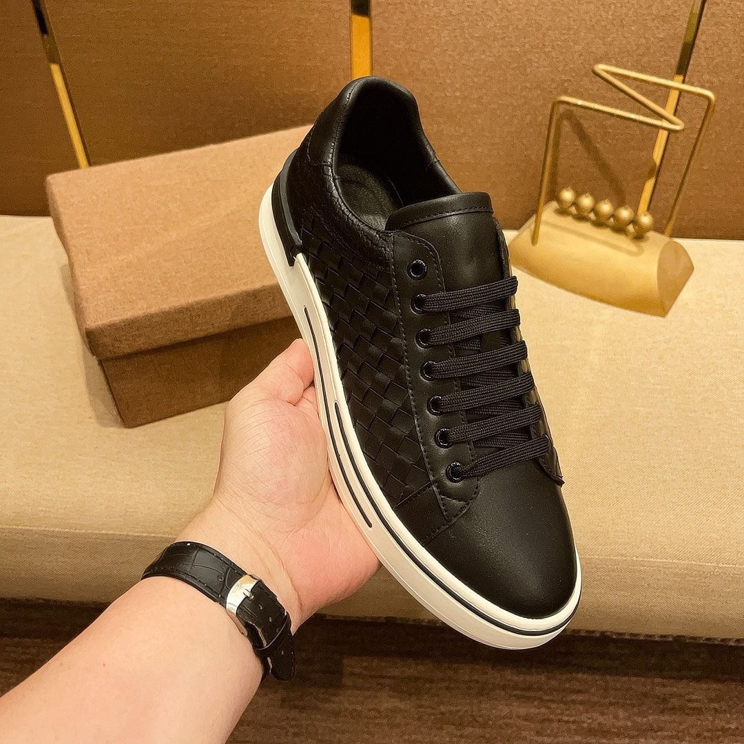 2025 New High-End Breathable Woven Casual Luxury White Trendy Men's Sports Board Shoes_vogvips.com