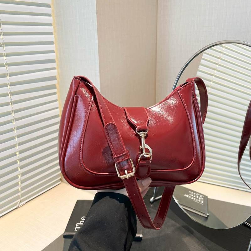 Women's Chain Heels & Underarm Bag Set – Pointed Toe Slides With Mini Shoulder Bag (Evening Glam Combo)_vogvips.com