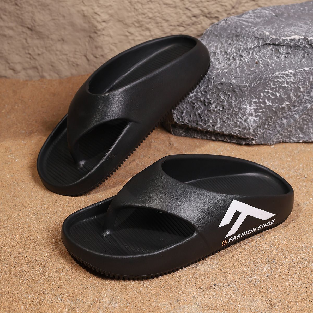 Flip Flops Men's Summer Outdoor Non Slip Flip Flops Trendy Non Slip Wear Resistant Beach Flip Flops Soft Soled Sandals_vogvips.com
