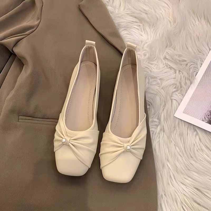 French Low Heel Mary Jane Evening Gentle Shoes Flat Versatile Skirt Grandma Shoes Mom Pouch Shoes_vogvips.com