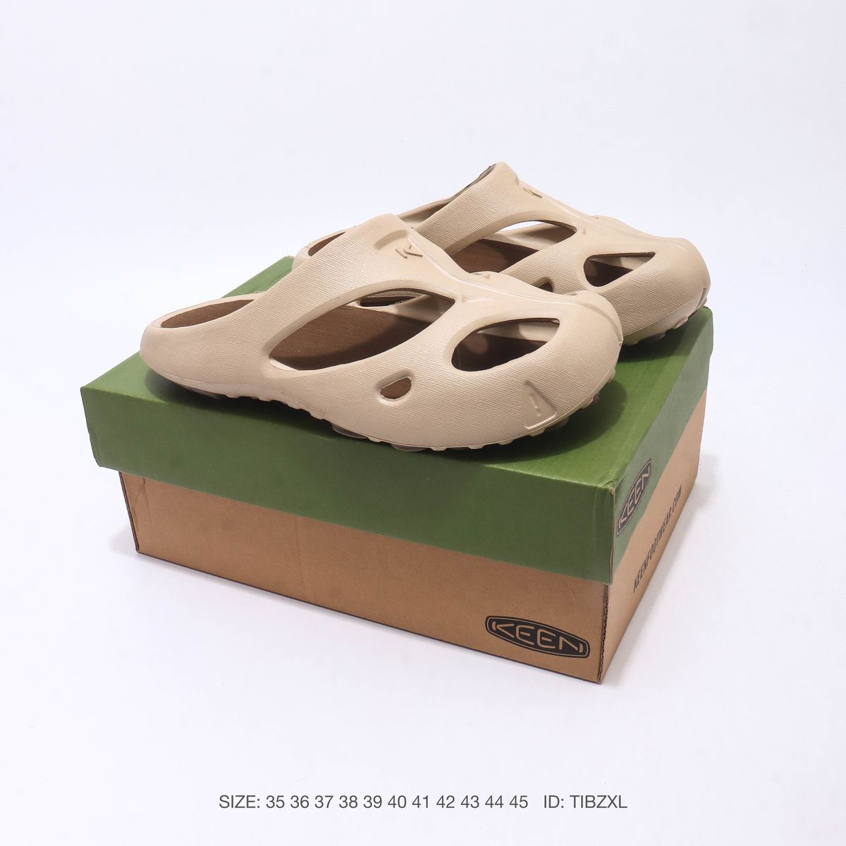 Slip On Casual Shoes For Men And Women_vogvips.com