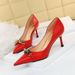 386-1 European And American Style Elegant Women's Thin Heel Shallow Mouth Pointed Toe Hollow Metal Buckle Decorated_vogvips.com