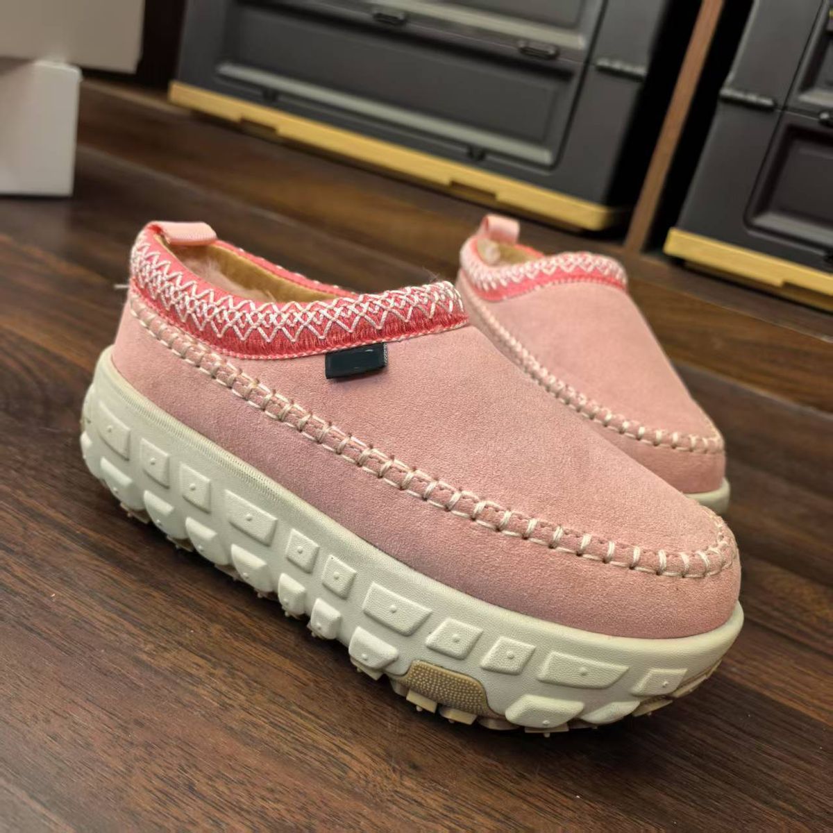 2025 New Winter Warm Anti-snow Boots For Women, Retro Style, Platform Tire Sole, Slip-on Lazy Cotton Shoes_vogvips.com