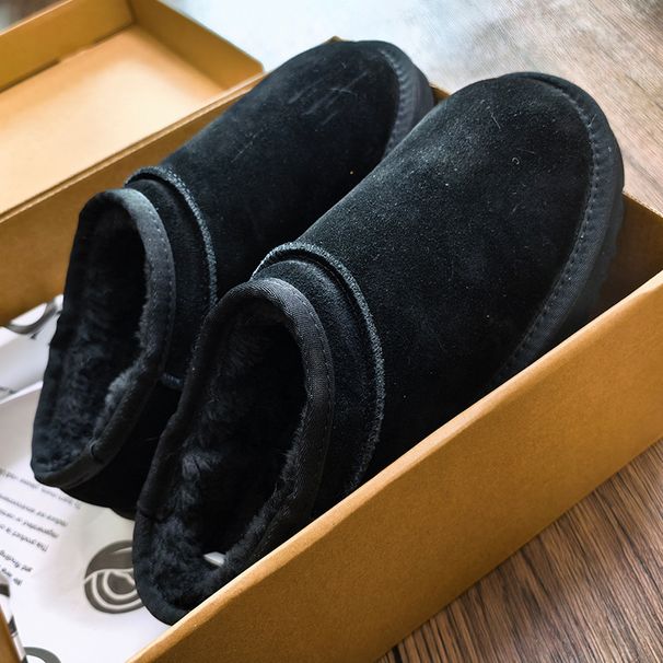 Winter Fleece-Lined Thickened Boots Fashionable Versatile Furry Outdoor Thick-Soled Warm Snow Cotton Shoes For Women_vogvips.com