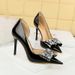 638-H20 Korean Banquet High Thin Heels, Shallow Mouth, Pointed Side Hollow Lacquer Leather, Water Diamond Bow, Single_vogvips.com