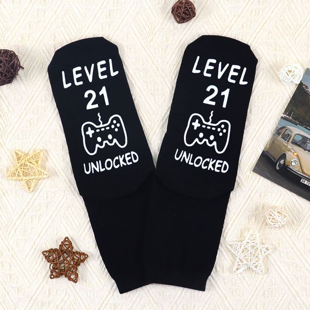 Cotton mid-tube socks casual sports cotton socks game socks sole letter non-slip adhesive socks_vogvips.com