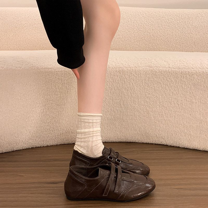 Soft Version~ Everyday Round-toe Shallow White Women's Early Spring Style, Velcro Mary Jane Shoes, Versatile Small_vogvips.com