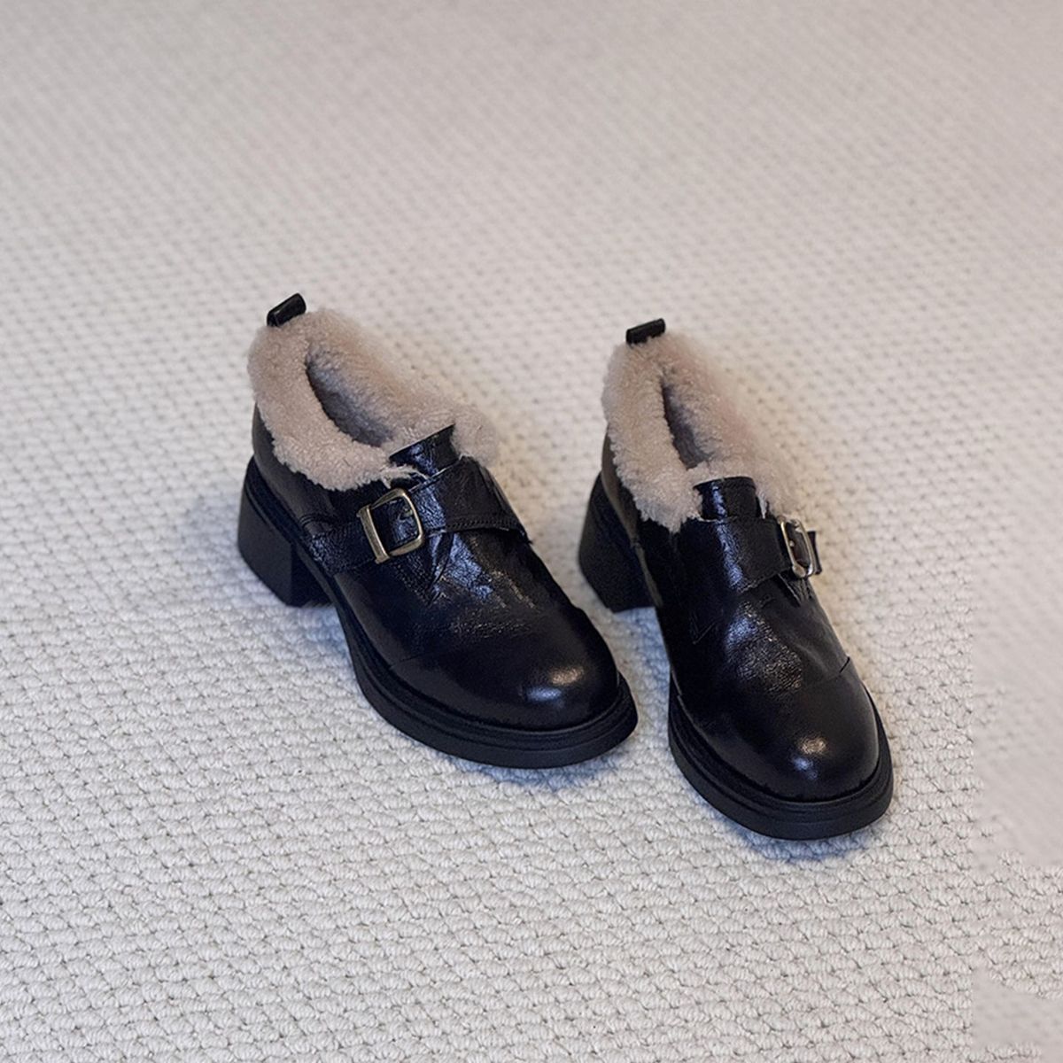 Small Leather Shoes Women's High Heels And Thin Loafers With Fleece Thermal Shoes_vogvips.com