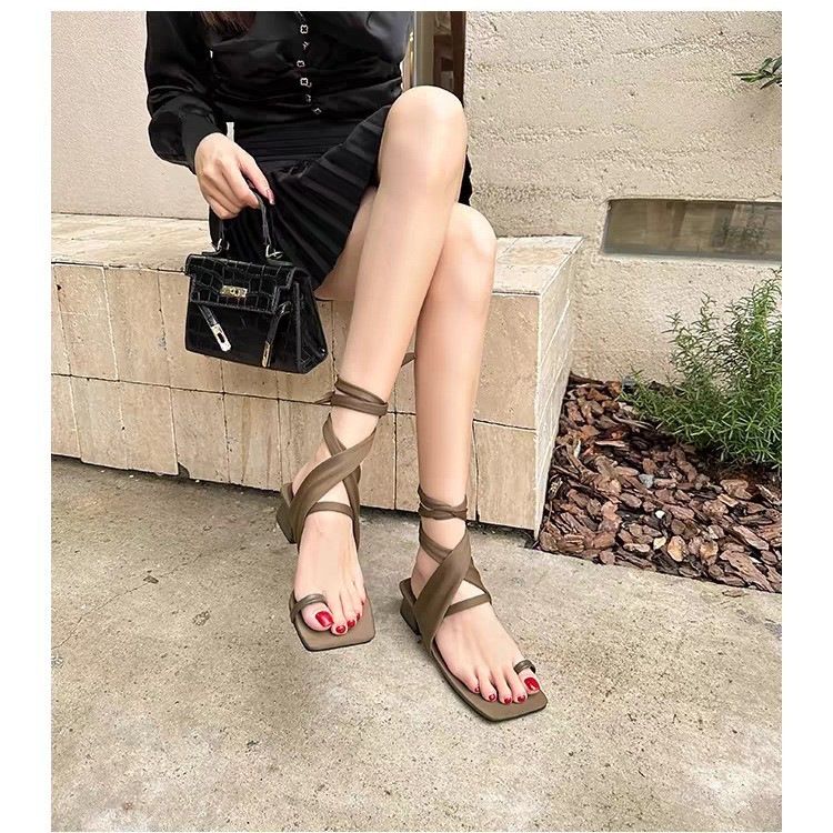 Chunky Sandals For Women 2025 Summer New Style Outdoor Wear Stunning Brown Toe Strap Cross-Strap High Heel Beach Roman_vogvips.com