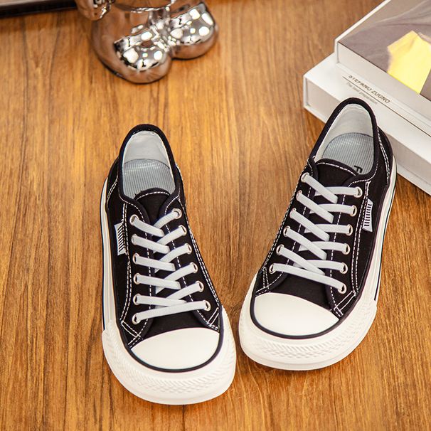 Women's 2025 New Round Toe Slip On Canvas Casual Shoes Soft Sole Comfortable Lazy Loafers_vogvips.com