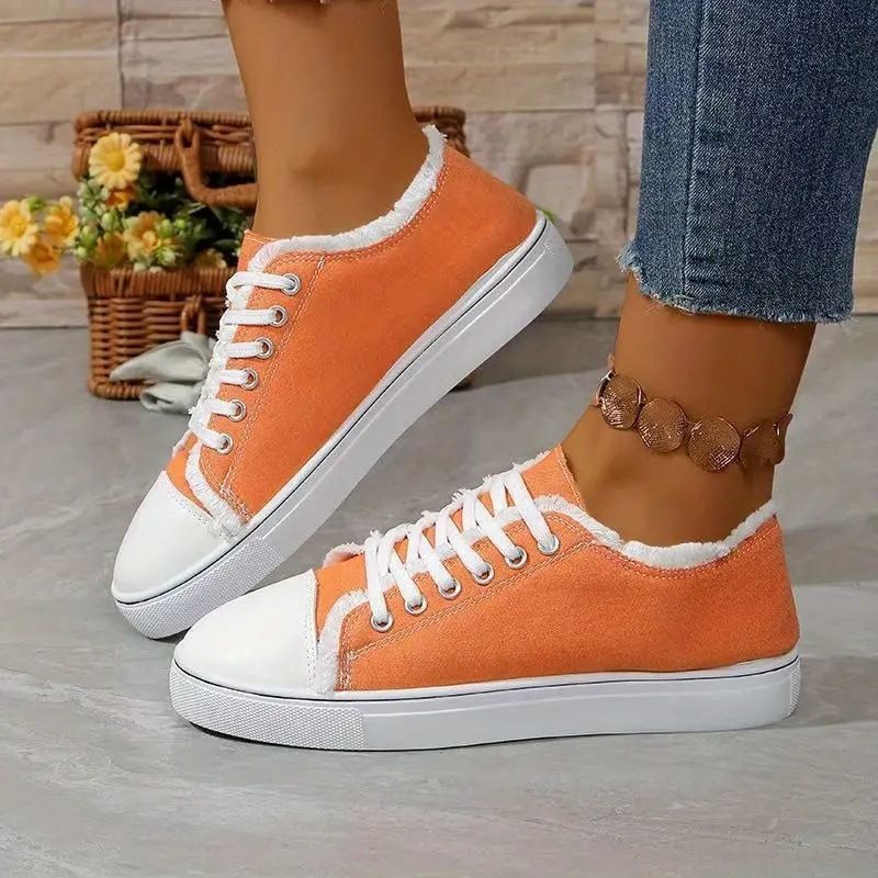 2026 New Women's Large Flat Graffiti Canvas Shoes European And American Ethnic Style Lazy Canvas Shoes Lightweight And Durable Board Shoes_vogvips.com