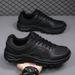 2025 Black, ,Lightweight, Casual, And Breathable Men's Training Shoes With A Mesh Surface_vogvips.com