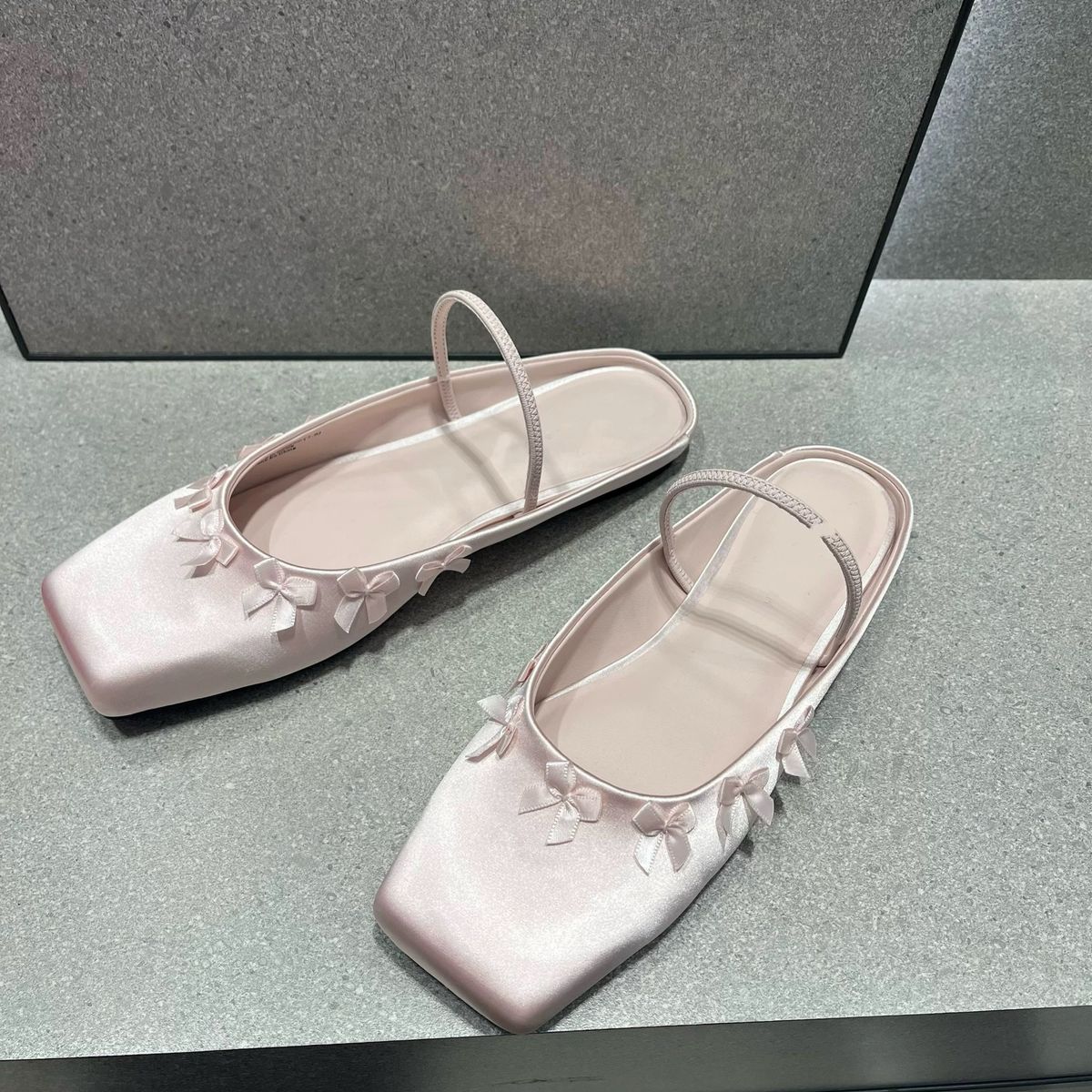 Women’s Shoes Spring New Products Exquisite Niche Design Pink Bowknot Shallow Mouth Flat Sandals_vogvips.com