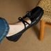College Style Retro Soft Leather Bow Mary Jane Versatile Square Toe Flat Single Shoes For Women 2025 New Model_vogvips.com