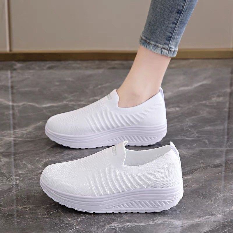 All Black Work Shoes Spring And Summer Long Stand Not Tired Feet Kitchen Small Black Shoes Platform Cake Rickety Shoes_vogvips.com