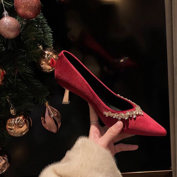 Sheepskin Version Sparkling Rhinestone Temperament Small Pointed Shallow Mouth Wedding Shoes High Heels For Women_vogvips.com