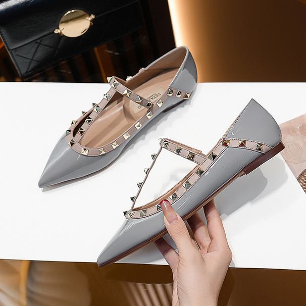 Sandals Women Flat Sandals V Alentino Sandals Rivet Sandals Slip O Weddig Wome Comfortable Autum Rivet Two Way Casual Shoes Soft Sole Geuie Leather F_vogvips.com