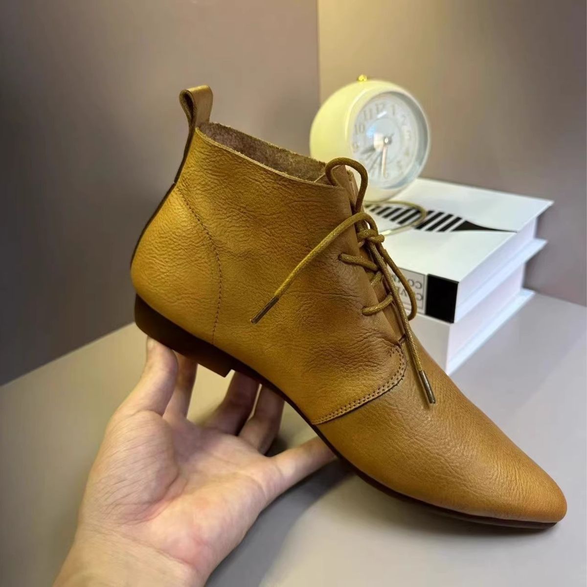 Women's Retro Pointed Toe Ankle Boots Lace Up British Style Chelsea Boots Plus Size_vogvips.com