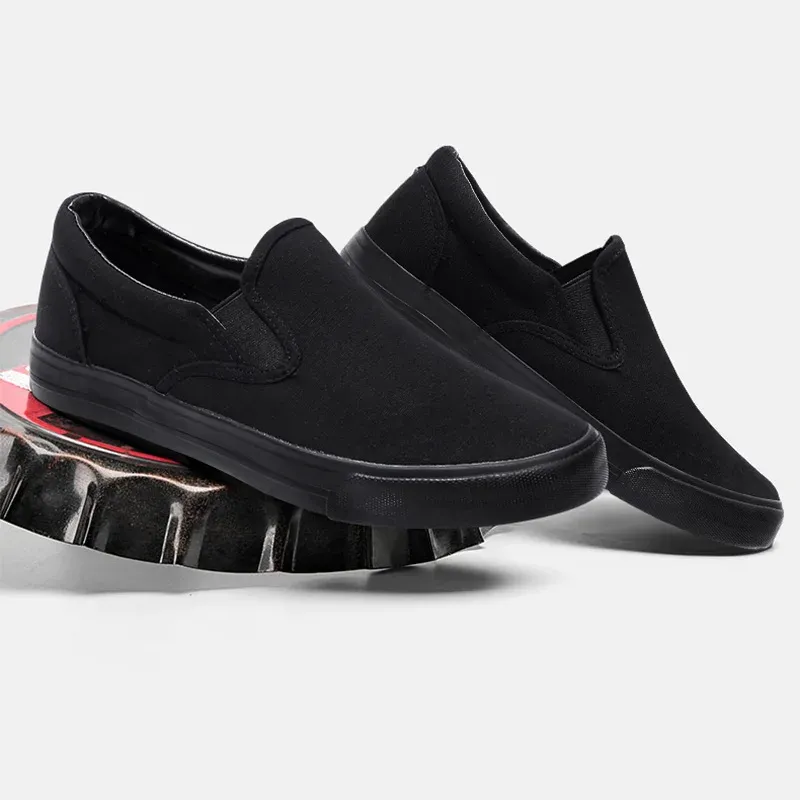 Slip-on Cool Young Man Street Pure Black Footwear Breathable Flat Mens Casual Shoes Plus Size 45_vogvips.com