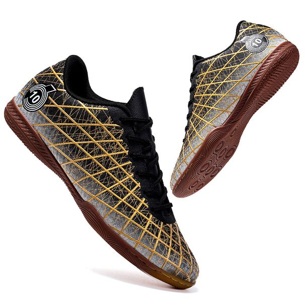 Football shoes Men's low top Smash spike Assassin fashion student pro game shoes_vogvips.com
