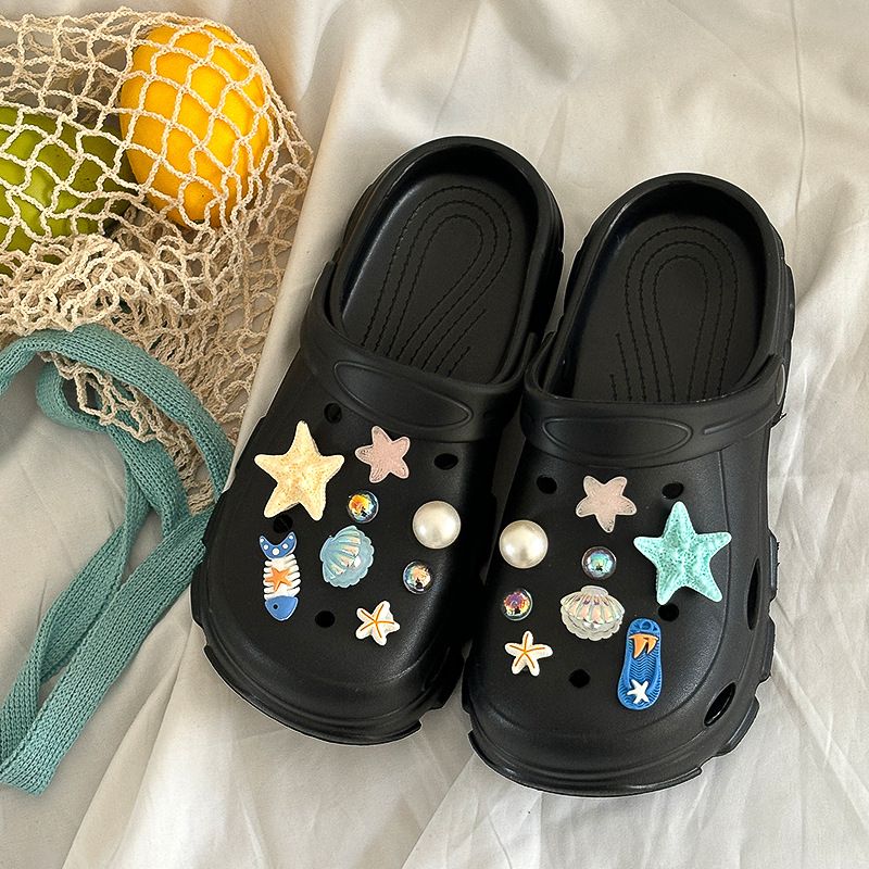 Summer Vacation Wind Starfish Hole Shoes Women's 2026 New Ultra-light Soft-soled Seaside Beach Bag Head Sandals_vogvips.com
