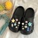 Summer Vacation Wind Starfish Hole Shoes Women's 2026 New Ultra-light Soft-soled Seaside Beach Bag Head Sandals_vogvips.com