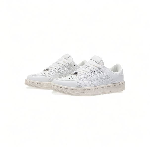 Green & White Paneled Sneakers: A Bold Choice For Fashion-Forward Casual Wear"_vogvips.com
