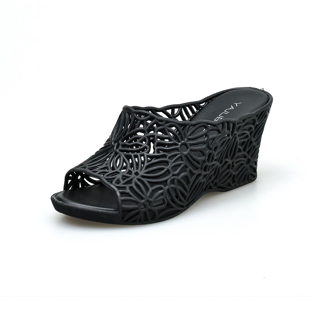 Summer New Hollow High Heel Jelly Slippers For Women, Non-Slip Plastic Wedge Sandals, Fashionable Outdoor Thick Sole_vogvips.com