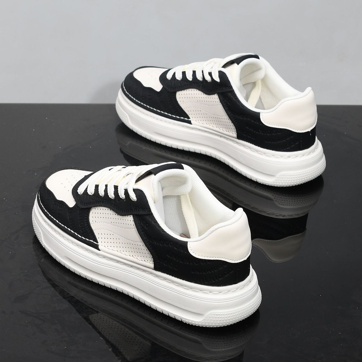 Men's High-End Casual Sneakers Breathable Thick Soled Height Increasing Summer Sports White Trendy Shoes_vogvips.com