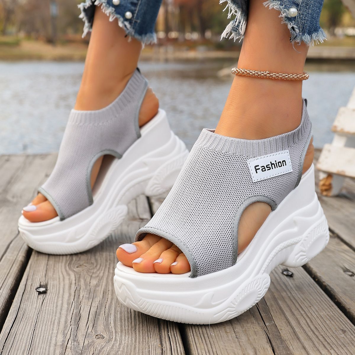 Summer Elegant And Sexy Wedge Thick Soled Sandals Fashionable Best Selling New Comfortable Plus Size Beach Women's Shoes_vogvips.com
