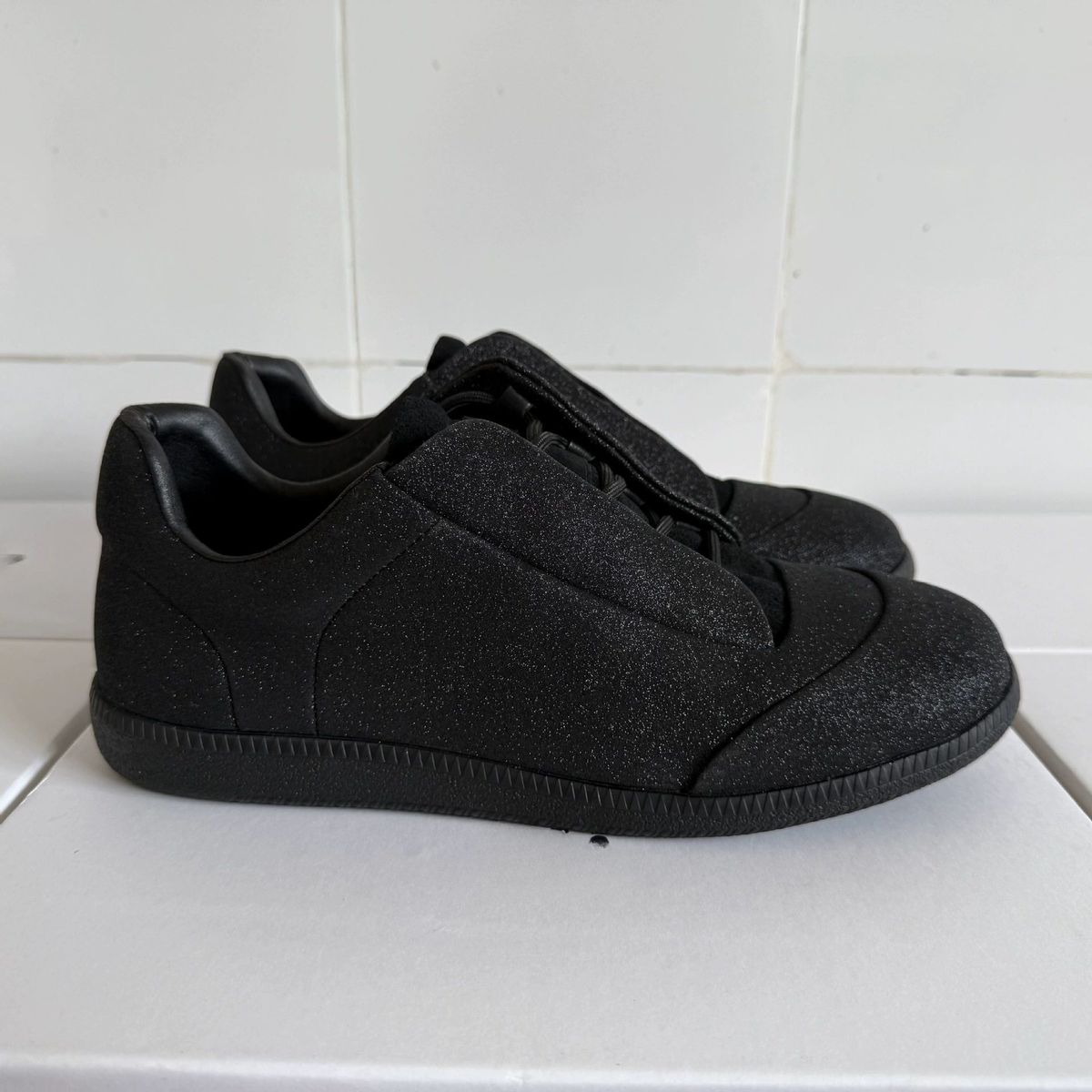 New In Stock, Popular Model 25, Color-blocked Low-cut German Training Shoes, Unisex, Versatile High-top Martin Boots_vogvips.com