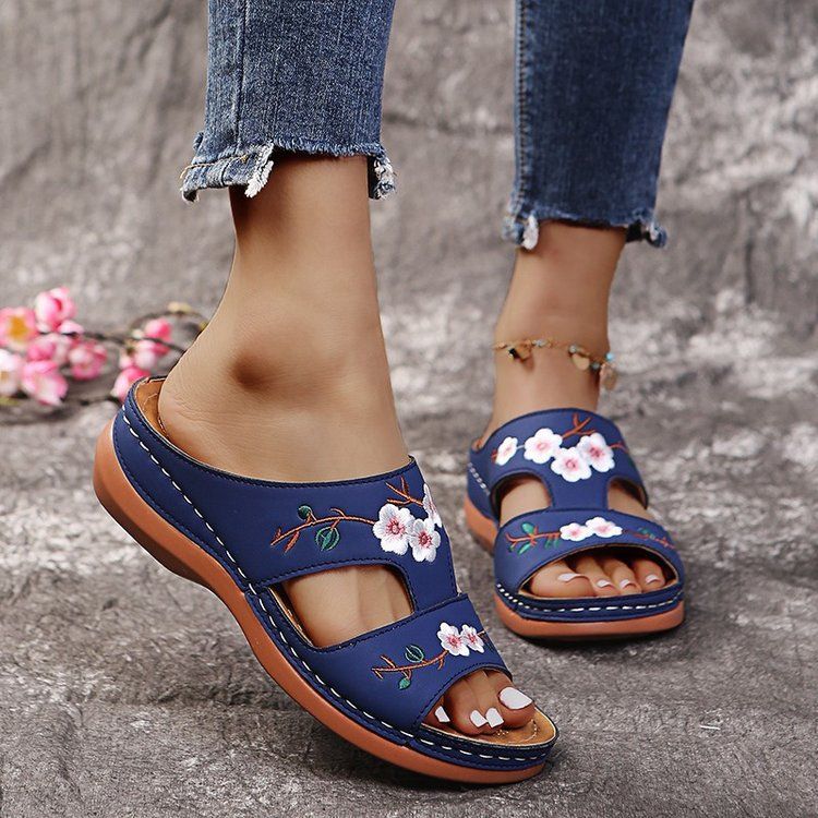 Women’s Shoes Simple And Comfortable Flower Flat Bottom Women's Fish Mouth Slippers New Foreign Trade Large Size Wedge Heel Slippers_vogvips.com