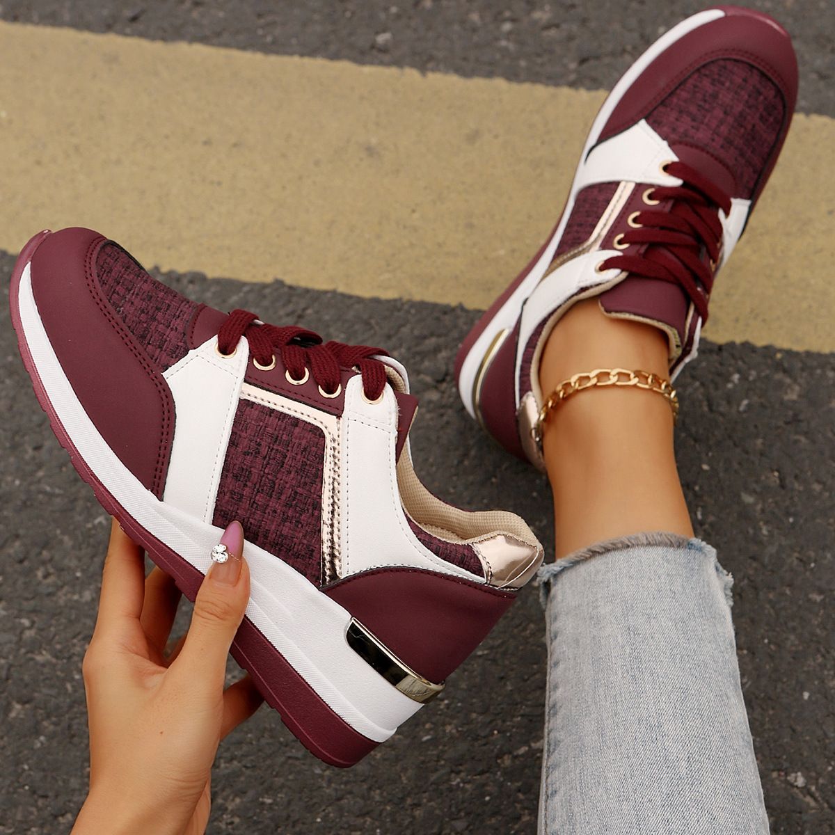 Women's Large Size Fashion Sports Shoes For Women New Thick Bottom Outer Wear Shallow Mouth Casual Shoes Size 43_vogvips.com