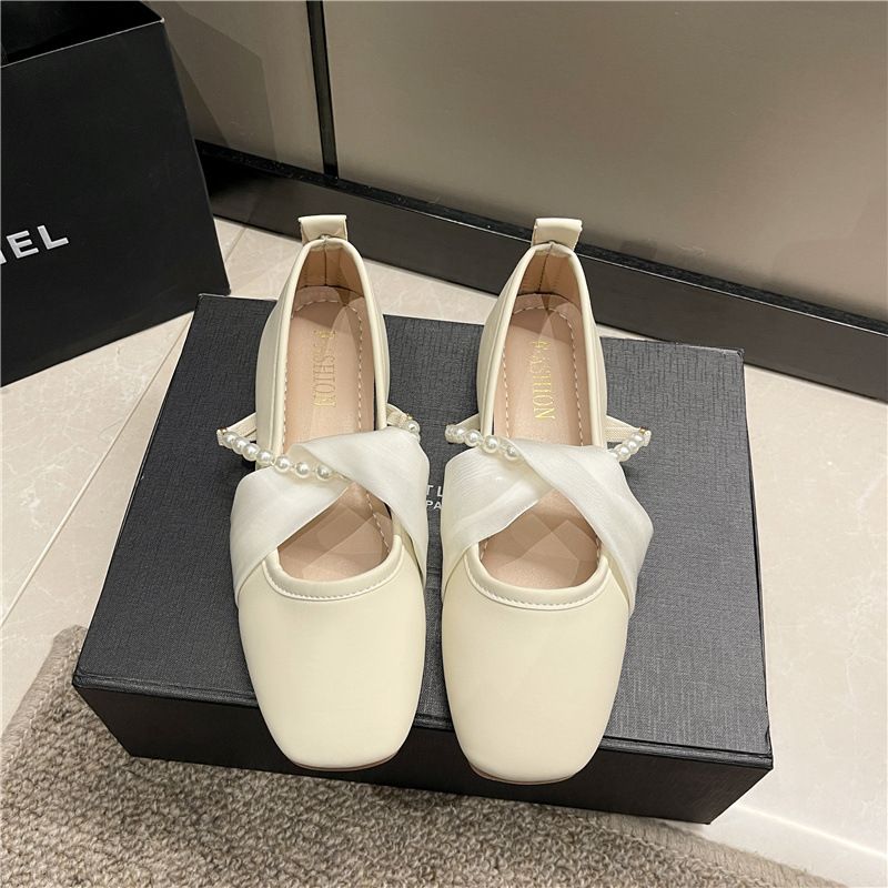 Single Shoes Women's Shallow Mouth Mary Jane Women's Shoes Low Heel With Small Skirt Pearl Square Head Ladyshoes_vogvips.com