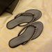 French pearl genuine leather flat flip-flops for women to wear as outdoor shoes 2024 summer new style fashionable beach flip-flops_vogvips.com