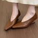 French-style Wedge Heel Pointed-toe Shallow Single Women, Elegant And Simple, Suitable For Commuting, Small Leather_vogvips.com