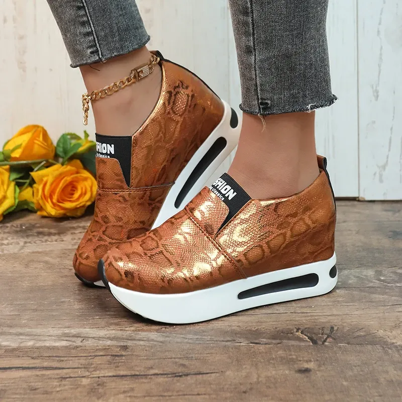 New Casual Non-Slip Platform Sneakers Slip-On Designer Shoes For Women Fashion Lightweight Loafers_vogvips.com