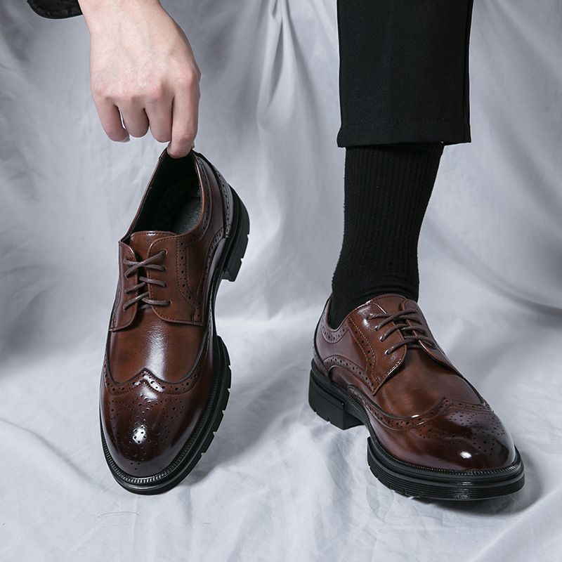 Men's Youth Breathable Brogue Leather Brown Carved Business Formal Groom Wedding Suit Shoes_vogvips.com