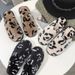 2025 Autumn Winter Home Closed-Toe Korean Leopard Print Warm Fashion Plush Soft Sole Cotton Slippers Couple Style_vogvips.com