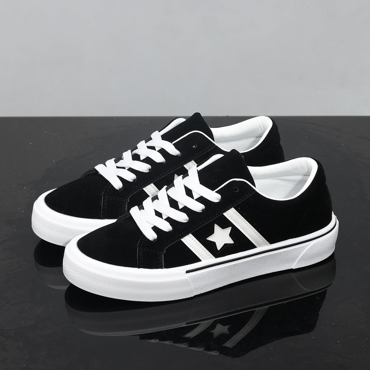 Men's Trendy Training Sneakers Breathable Low Top Casual Versatile Sports Shoes Odor Resistant for Spring And Summer_vogvips.com
