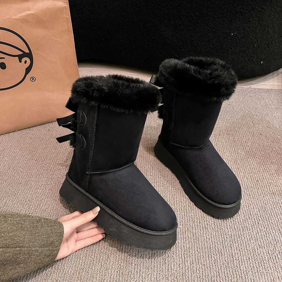 2025 Designer Snow Boots For Women Womens Keep Warm Beige Camel Black Indoor Outdoor Casual Shoes Trainers Sneakers_vogvips.com