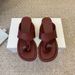Summer 2026 Women's Genuine Leather Flip Flops Flat Sandals Fashionable Versatile Soft Sole Comfortable Outdoor Beach Slippers Red Black_vogvips.com