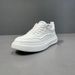 Men's 2025 New Spring Versatile High-End Feeling, One Foot Casual Board , Leather Sports Fashion, White And Trendy_vogvips.com