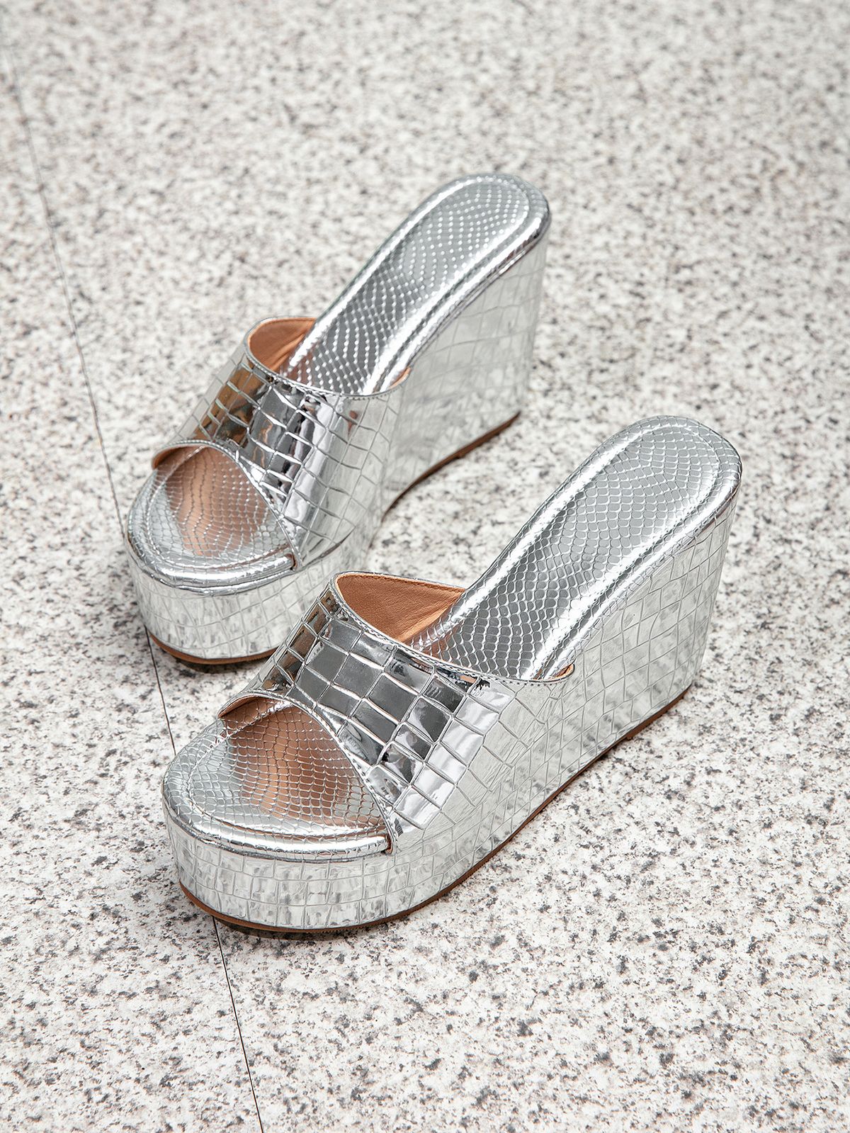 Women's Platform Wedge Sandals Patent Leather Silver New Summer E-commerce Shoes_vogvips.com