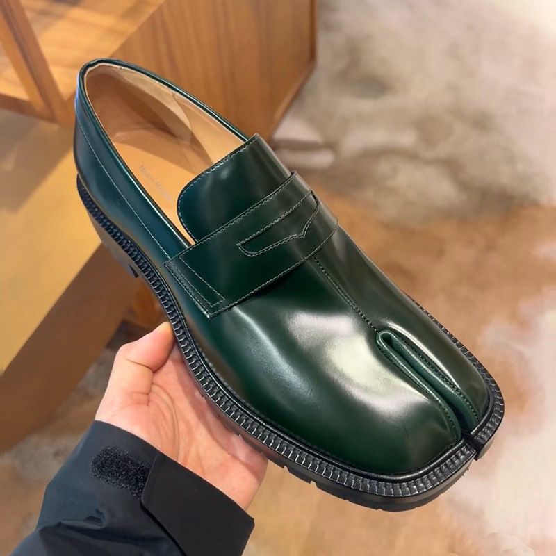 New Women's Platform Tabi Split Toe Shoes British Style Horseshoe Leather Lace-Up Loafers_vogvips.com