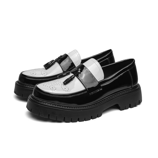 Cross-border Men's Large-sized Shoes With Platform Soles, Thick-soled Brogue Shoes, British Style Smooth Patent Leather_vogvips.com