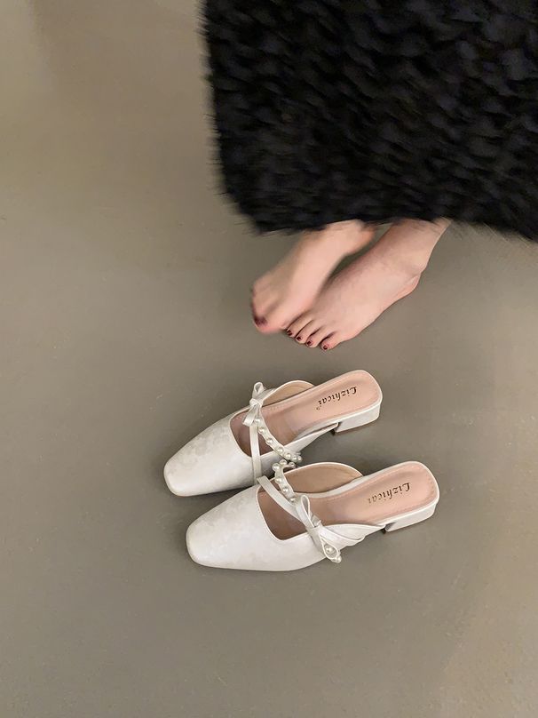 silver Women's Open-toe Mules For Outdoor Wear, 2025 French Style Pearl Shallow Thick-heeled Satin High-heeled Shoes_vogvips.com